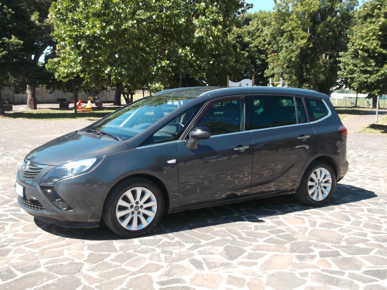 Opel Zafira 1.6 Turbo Metano 7P. Full 2013