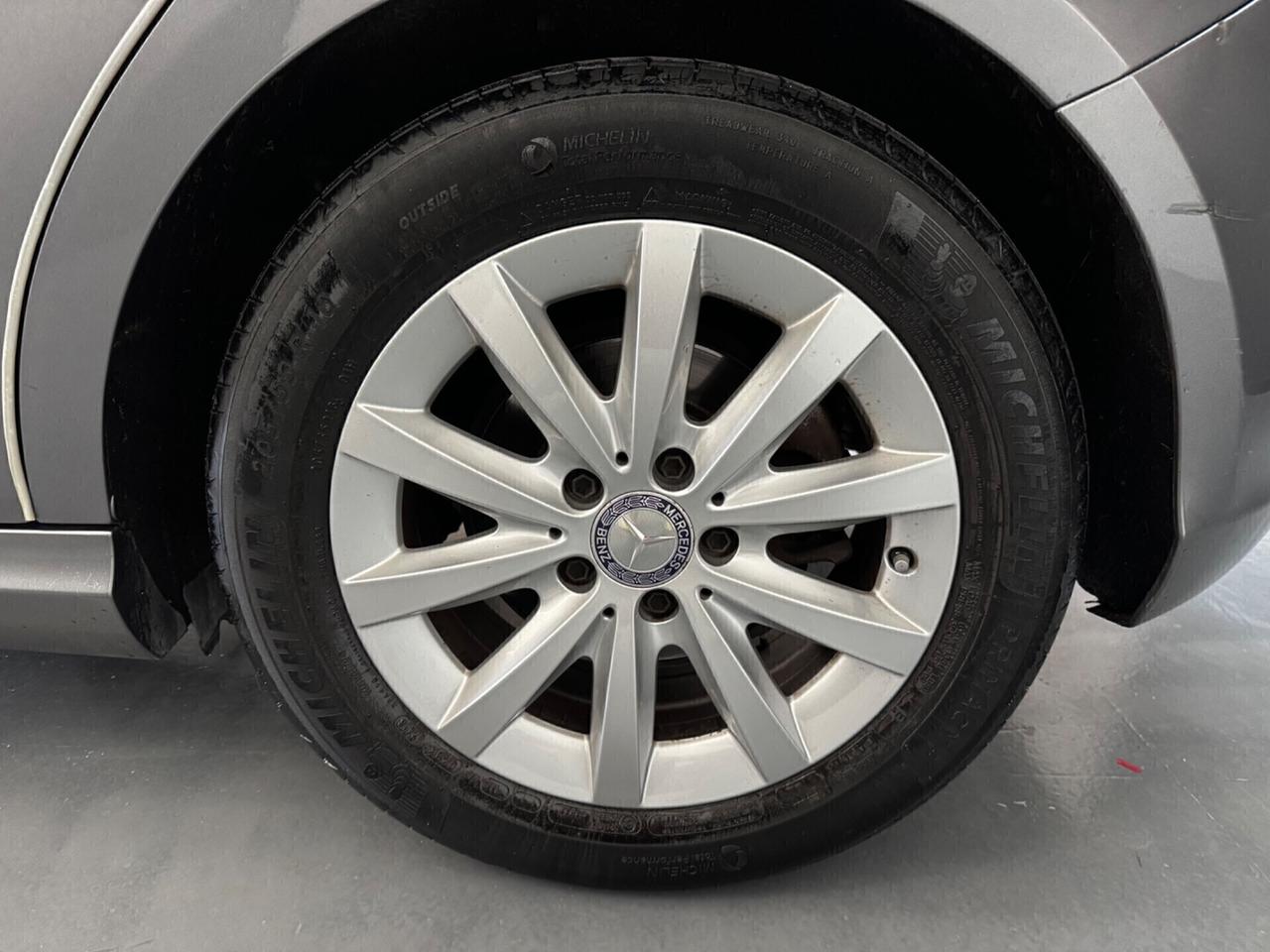 Mercedes-benz Classe A 180d -2015