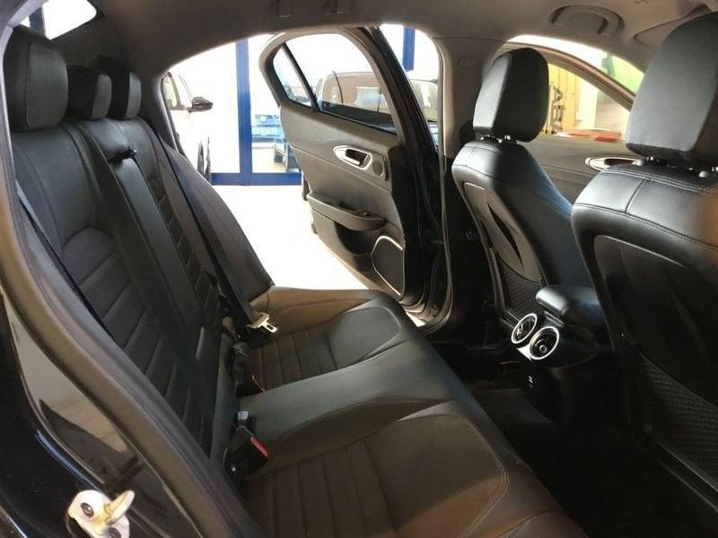 Alfa Romeo Giulia MY20 2.2 T-D 160CV AT8 Executive USATO GARANTITO