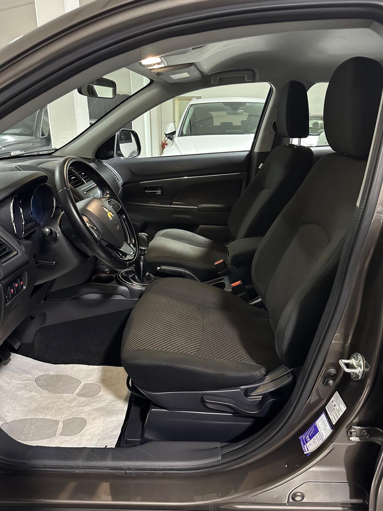 Mitsubishi ASX 1.6 DI-D 114 CV 2WD Intense