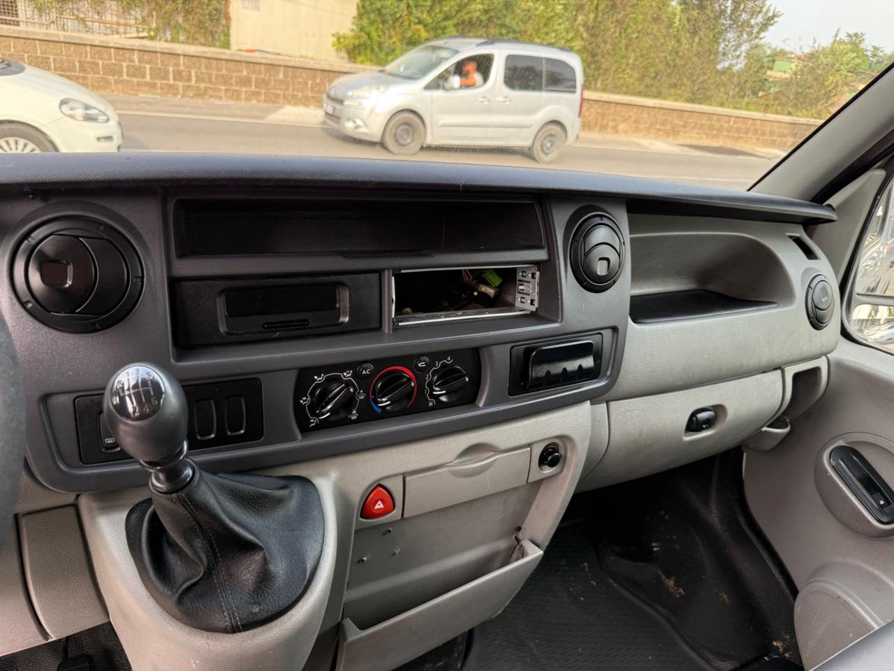 Renault Master 2.5 Diesel Tetto Alto Passo Lungo