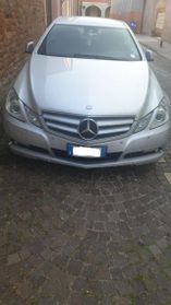 MERCEDES-BENZ E 250 CDI Coupé BlueEFFICIENCY Avantgarde