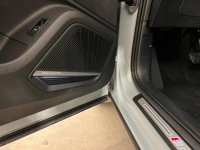Audi Q2 35 1.5 tfsi S line edition s-tronic*MATRIX-18°-ACC-B&O-PELLE