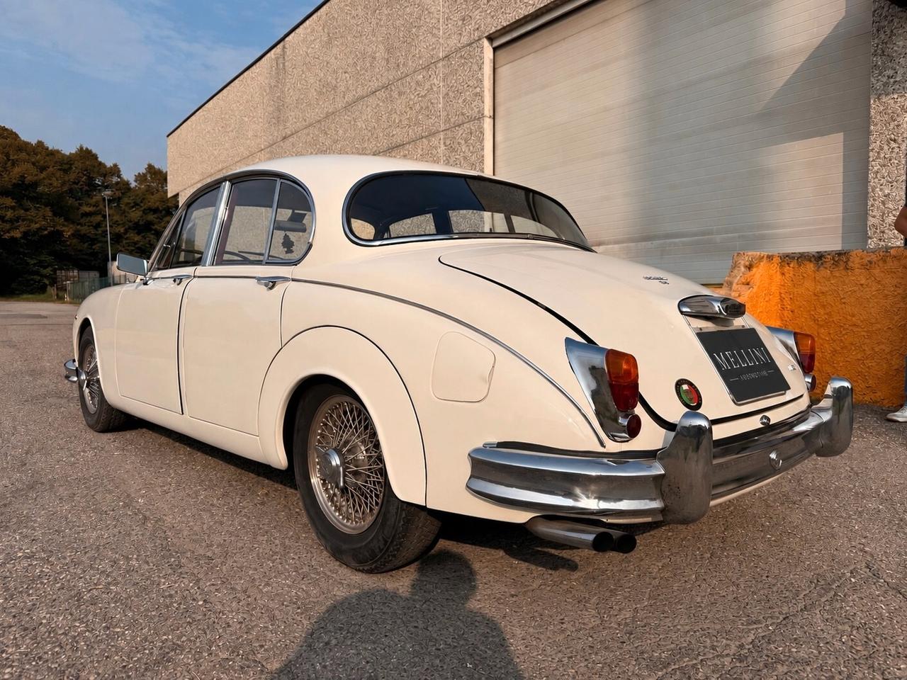 Jaguar MK II