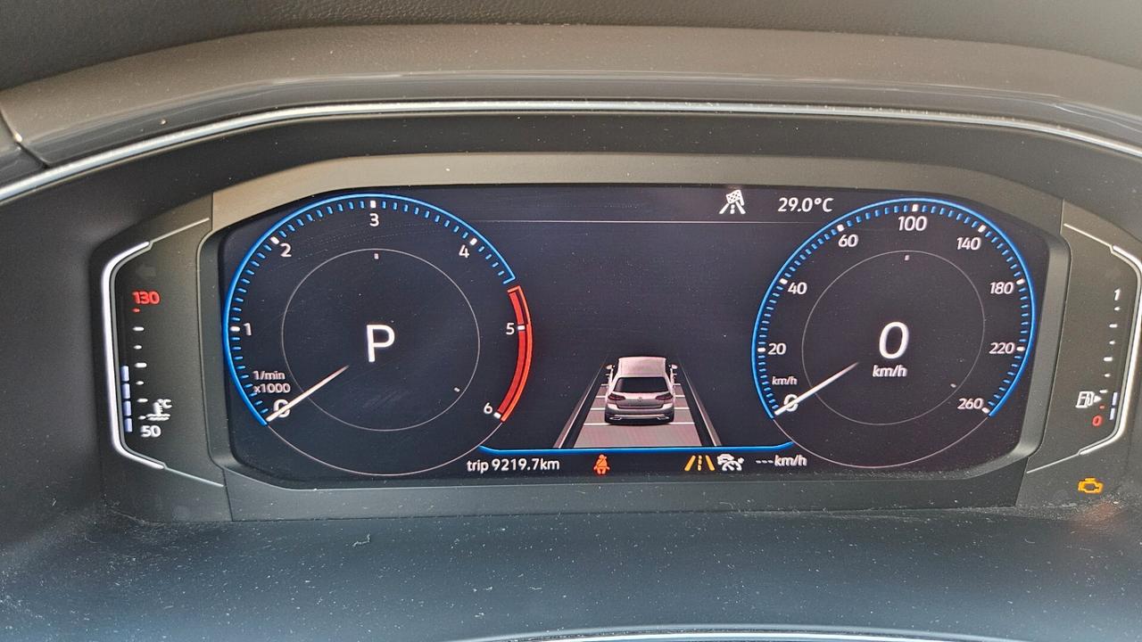 Volkswagen T-Roc 2.0 tdi 4motion dsg R-LINE ACC-CAMERA-CARPLAY-