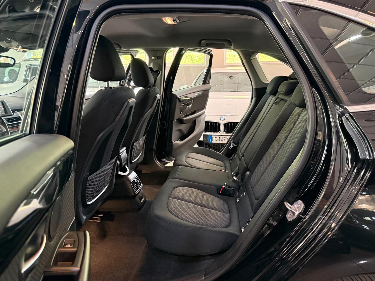 Bmw 2er Active Tourer 218d Advantage