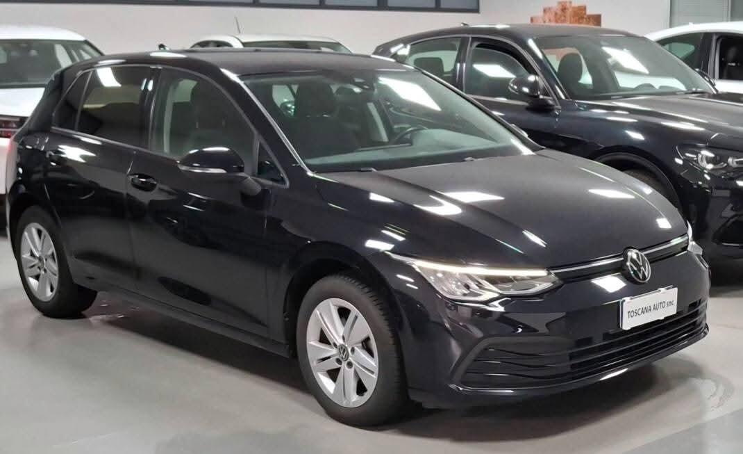 Volkswagen Golf 1.0 eTSI EVO DSG uniproprietario