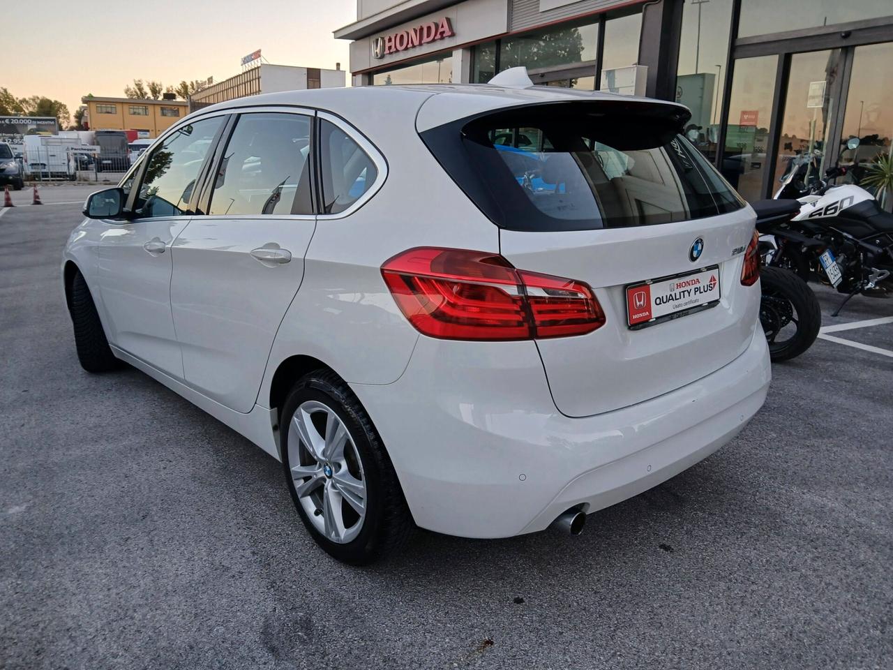 Bmw 2er Active Tourer 218d Advantage