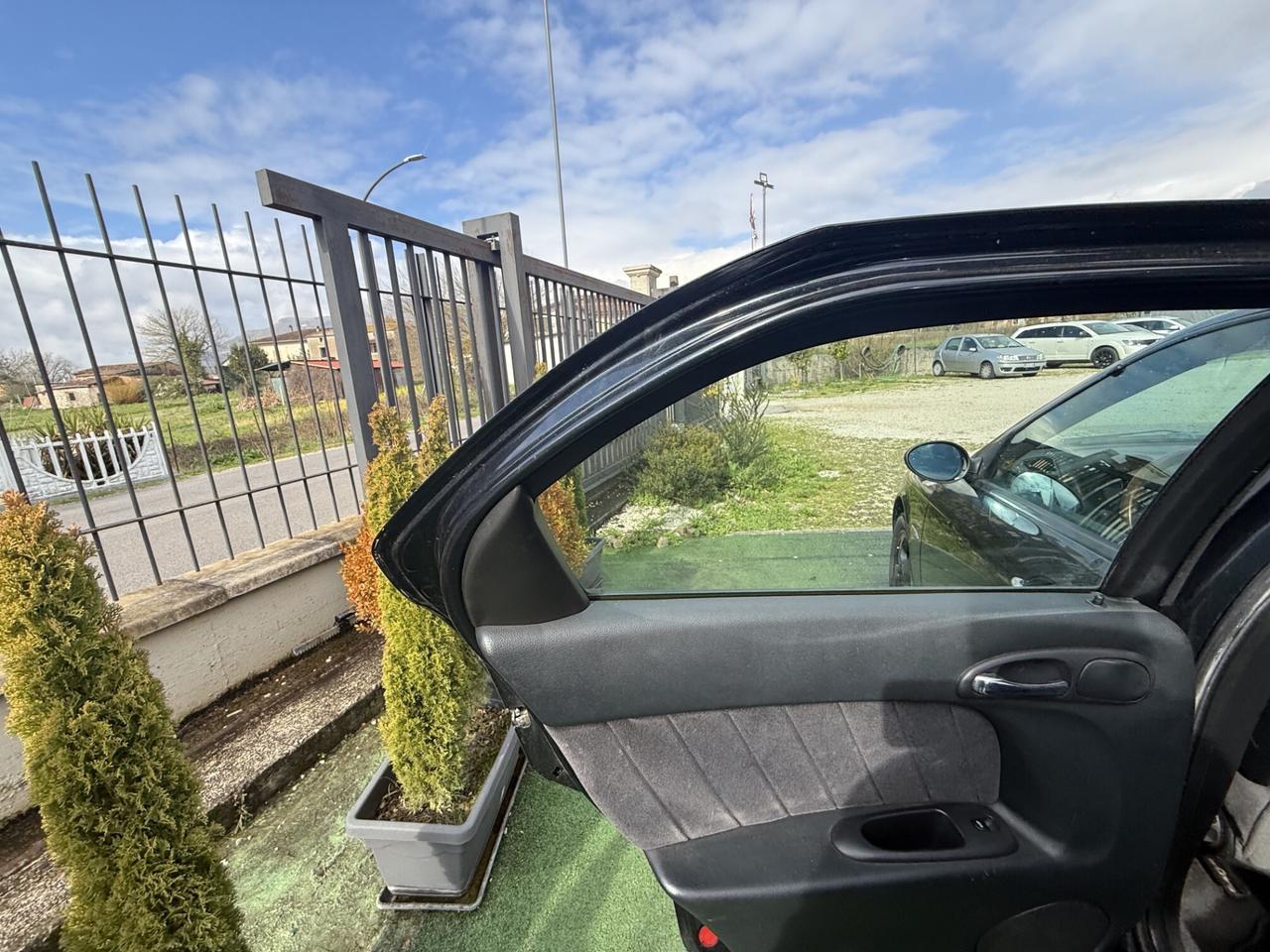 ALFA ROMEO 156 1.9 JTD BERLINA