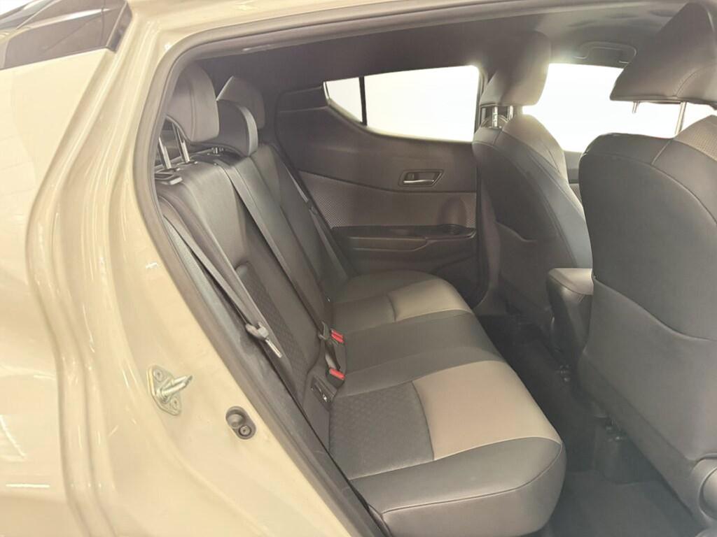 Toyota C-HR 1.8 Hybrid Lounge E-CVT