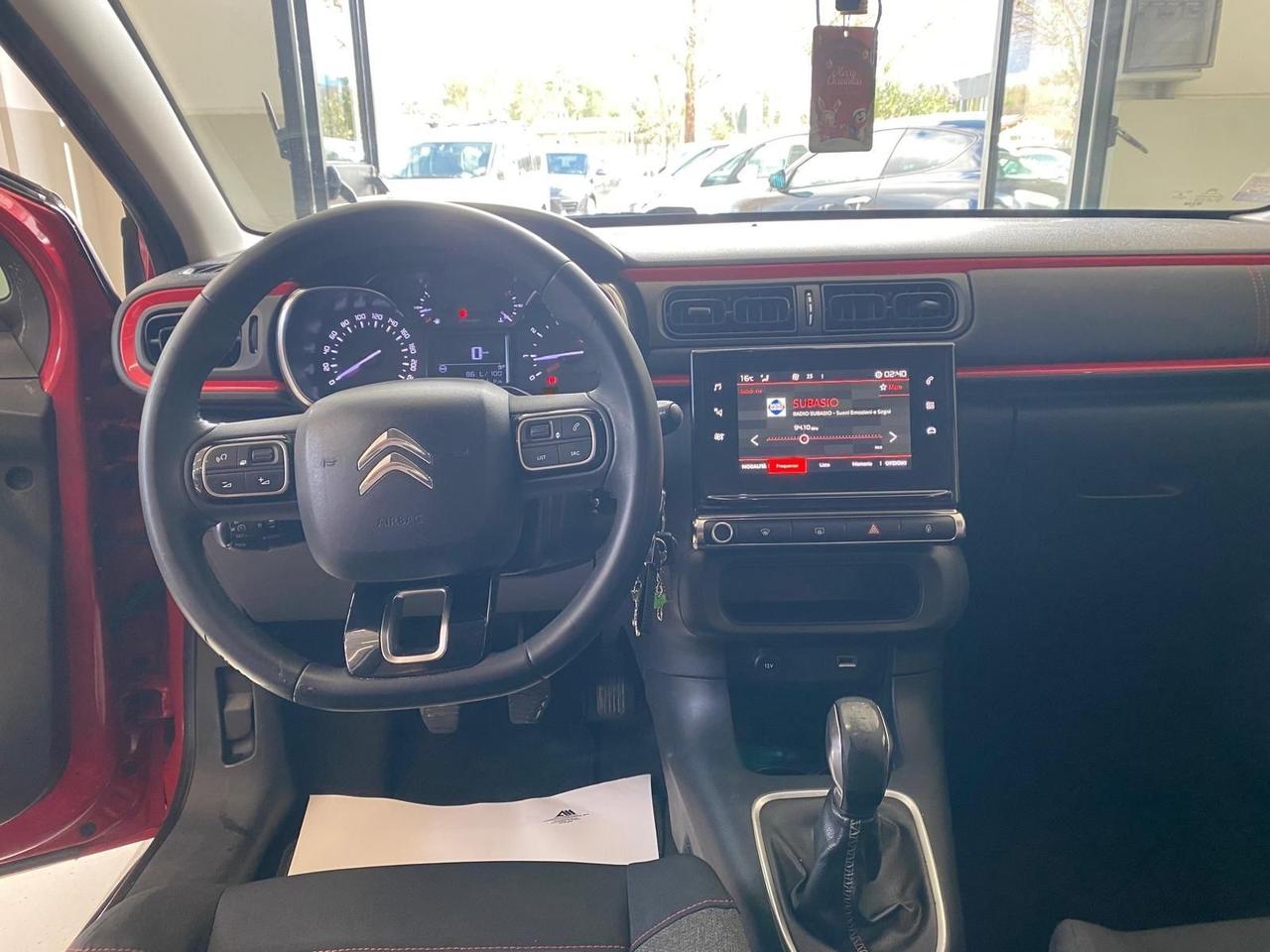 Citroen C3 bi-color 1.2 benz.