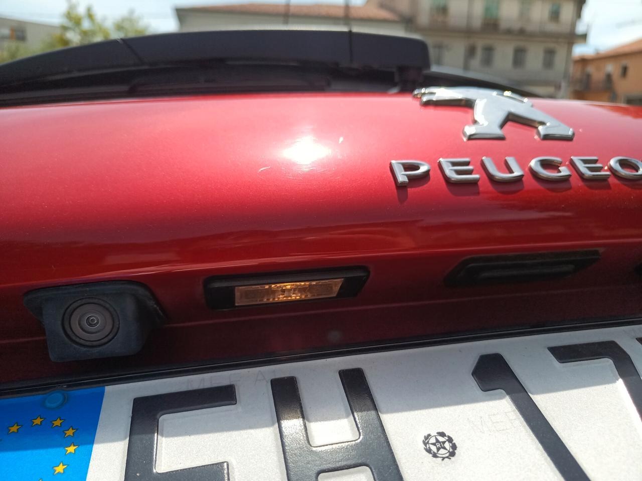 Peugeot 2008 BlueHDi 100 Allure