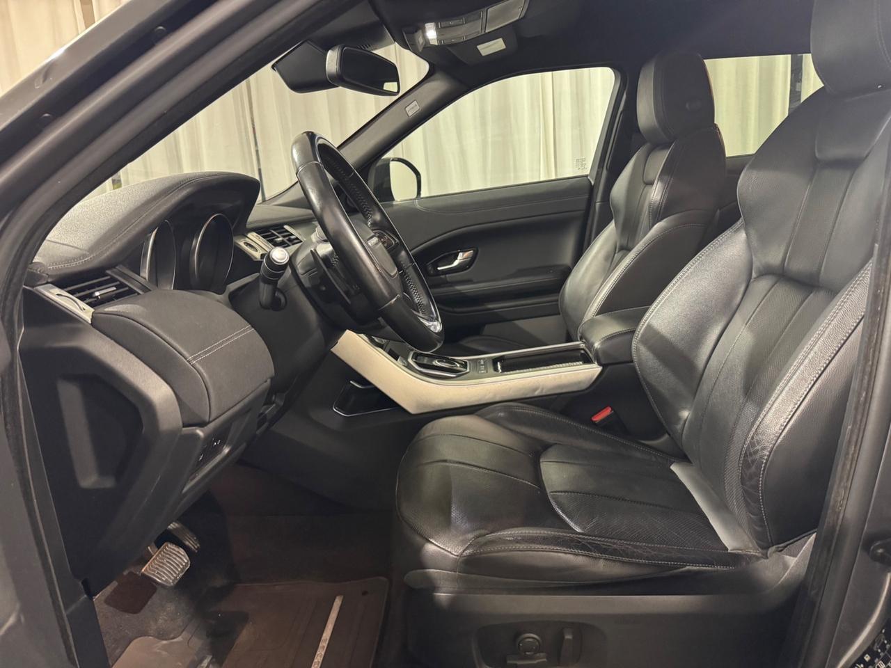 Land Rover Range Evoque 2.0 TD4 180 CV 5p. Autobiography