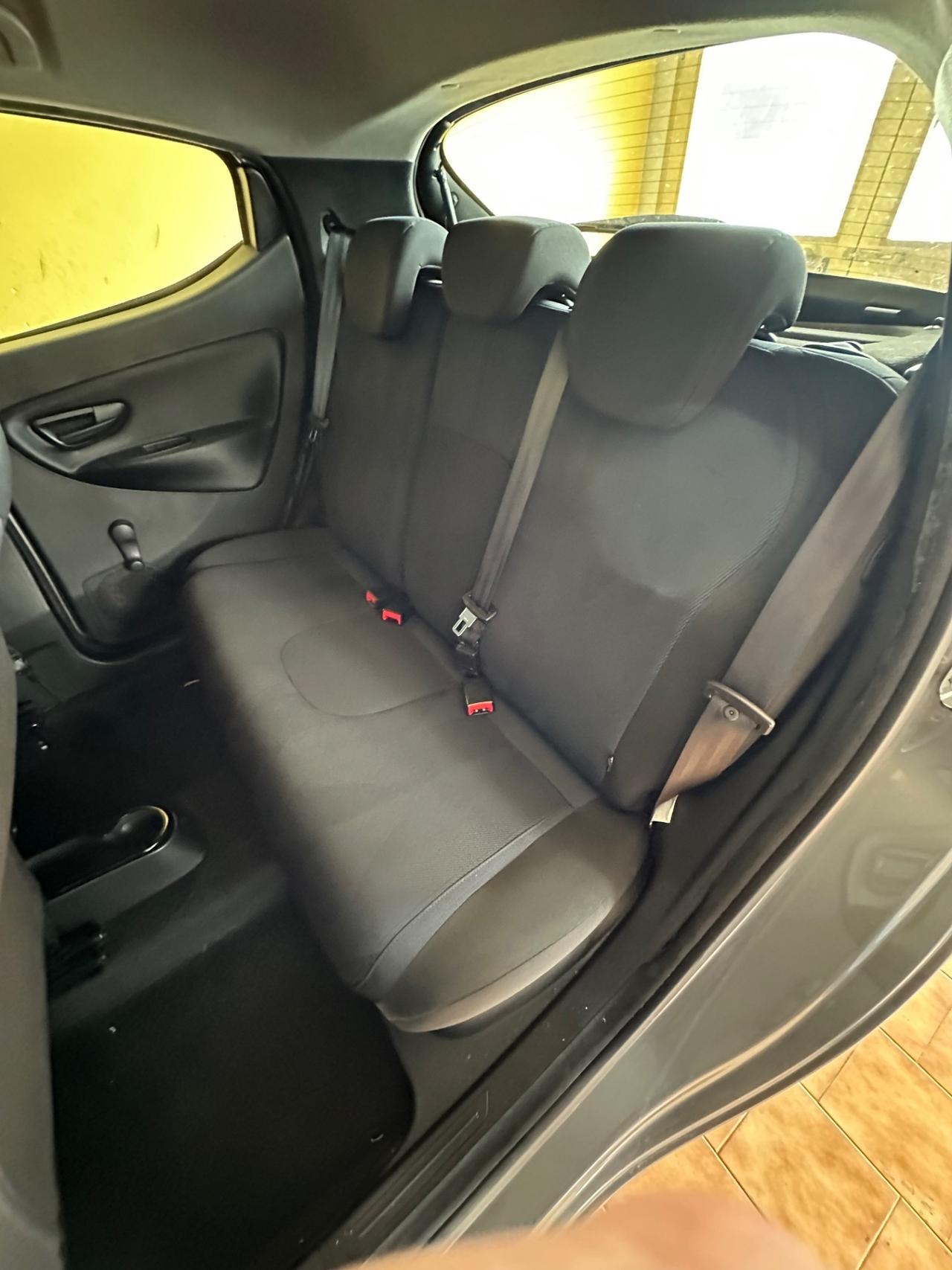 Lancia Ypsilon 1.2benz. 97.000km