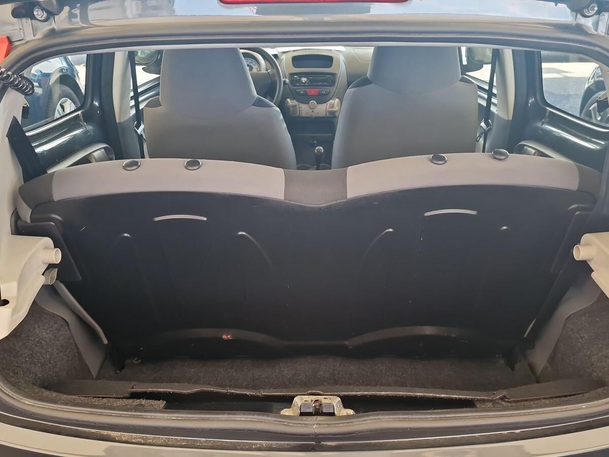 PEUGEOT 107 1.0 68CV URBAN