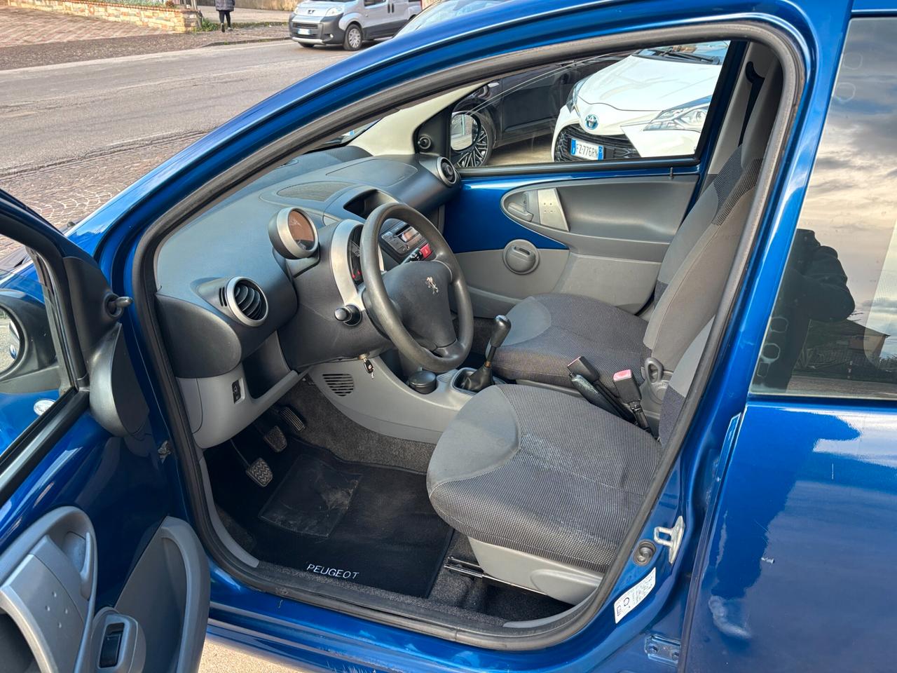 Peugeot 107 1.0 68CV 5p. Urban Move