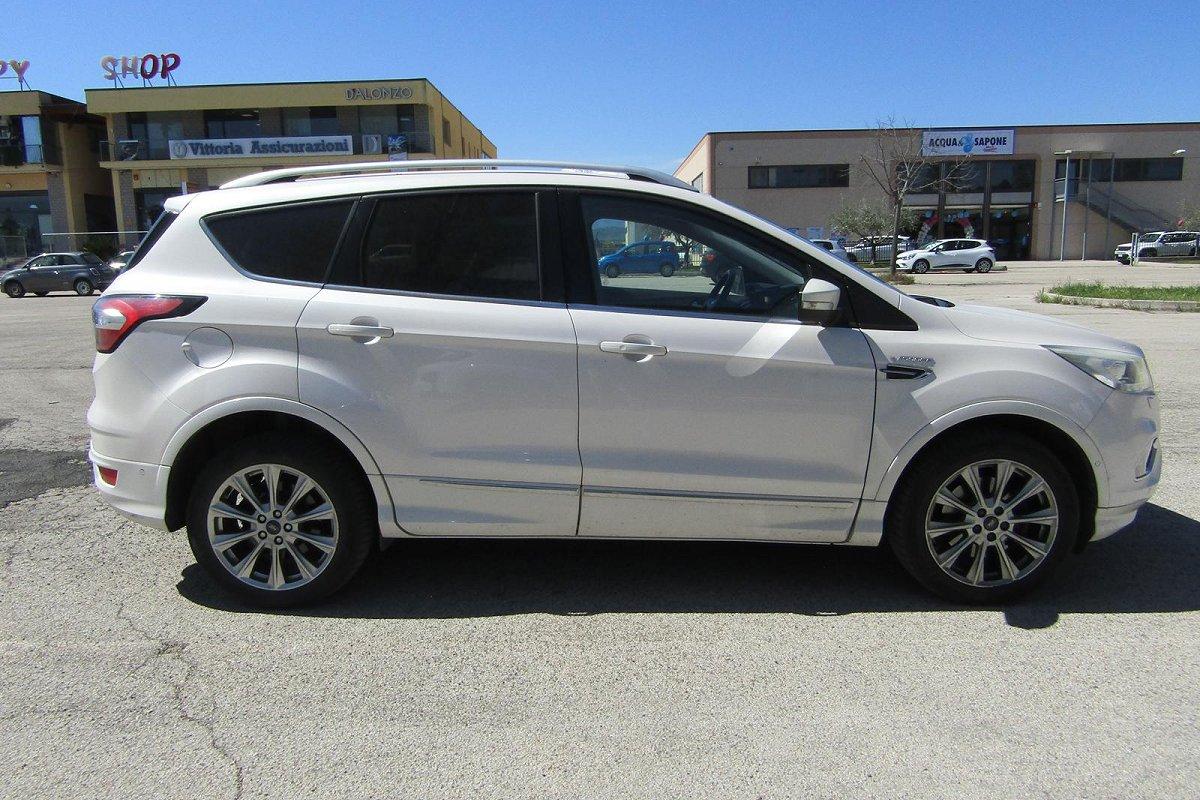 FORD Kuga 2.0 TDCI 150 CV S&S 4WD Powershift Vignale