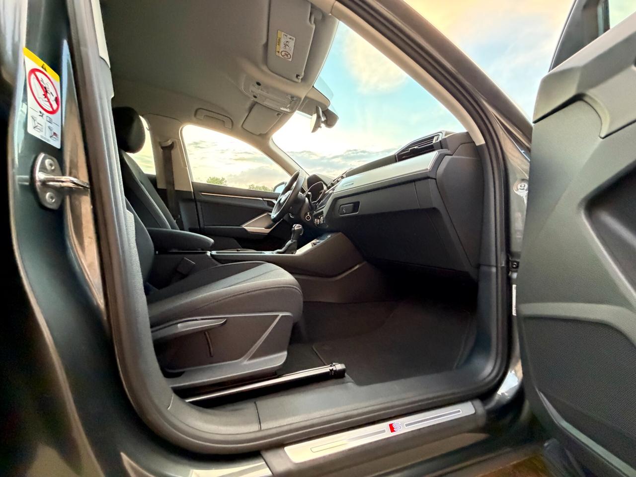 Audi Q3 S-LINE EDITION/2.0 150CV/ 20"/IVA ESPOSTA