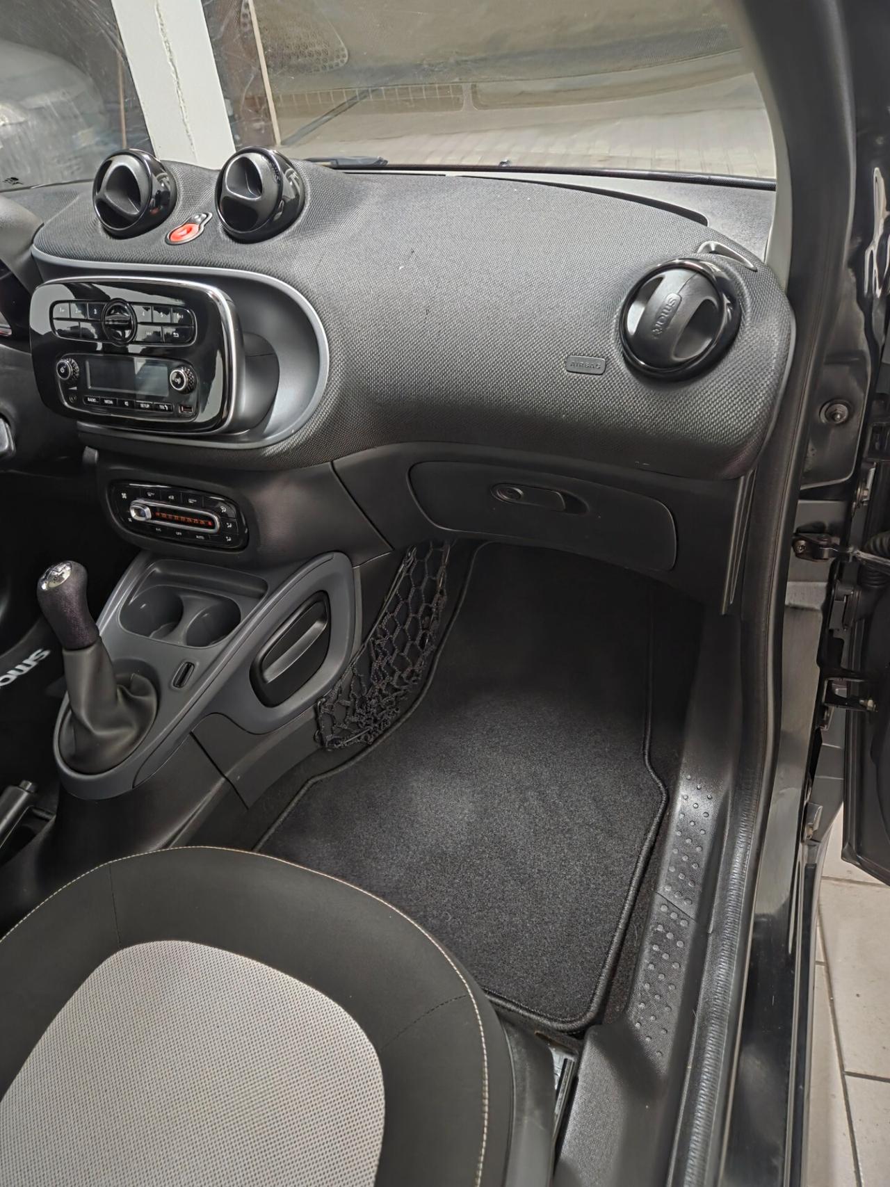 Smart ForFour 70 1.0 Prime