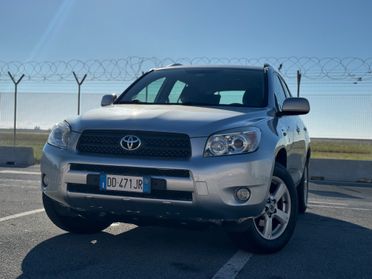 TOYOTA RAV4 2.2 D-4D 136 CV LUXURY 2006 1 PROP 12 MESI DI GARANZIA