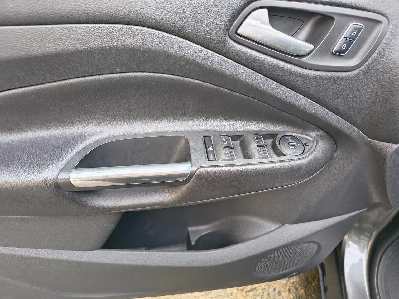 Ford Kuga 2.0 TDCI 180 CV S&S 4WD Powershift Titanium X