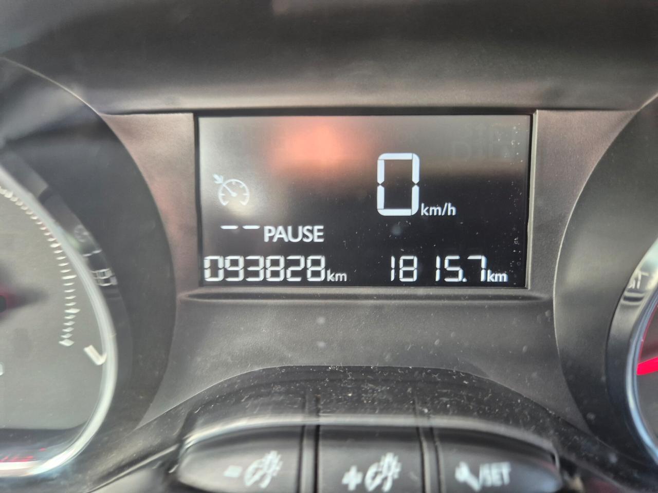 Peugeot 208 1.2 VTi 82 CV 5 porte Access