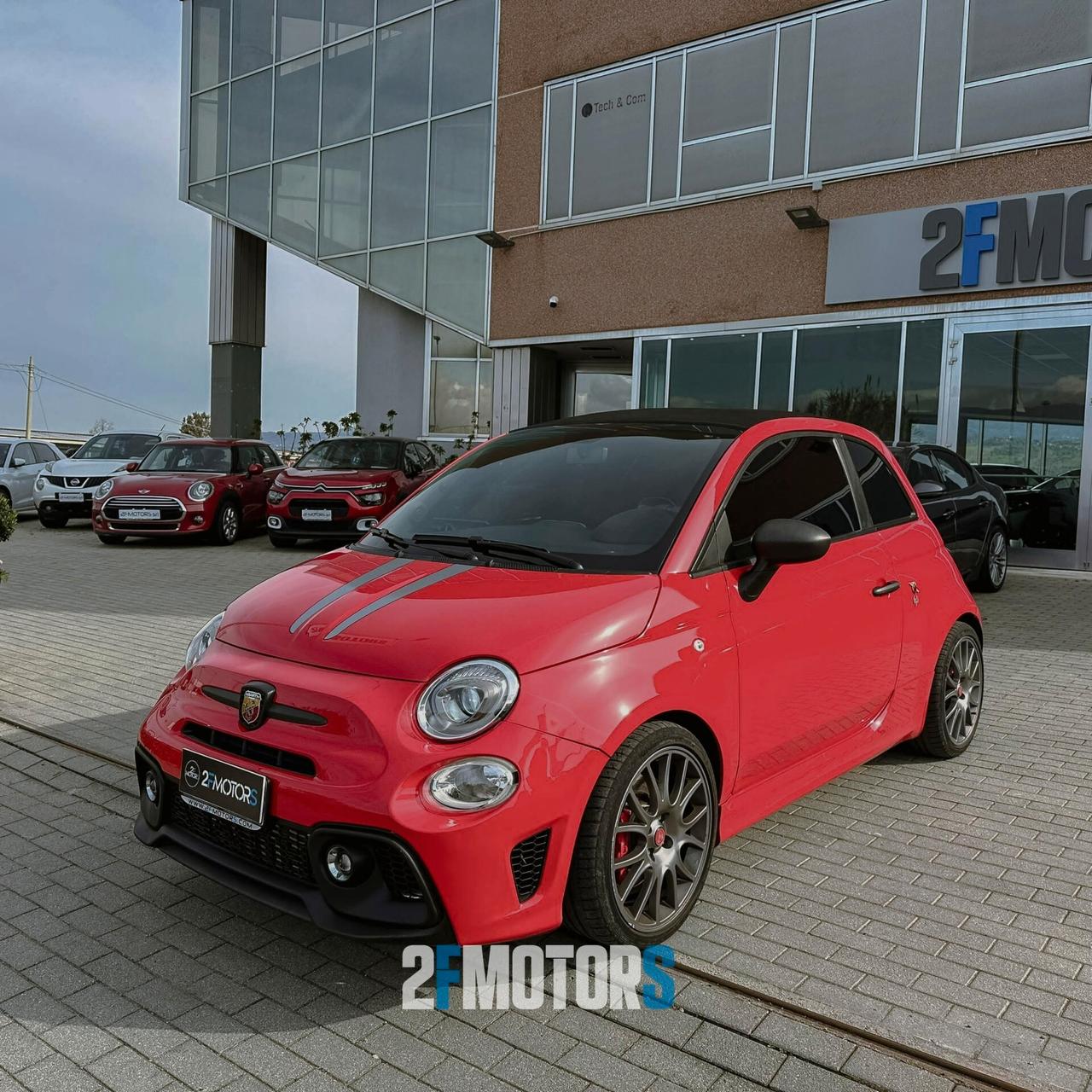 Abarth 595 C 1.4 Turbo T-Jet 180 CV Competizione