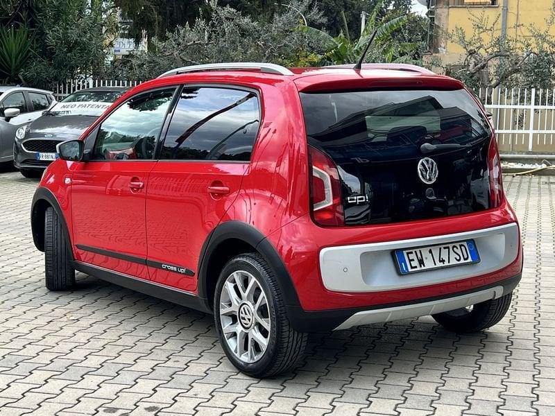Volkswagen up! 1.0 75 CV 5p. cross up!