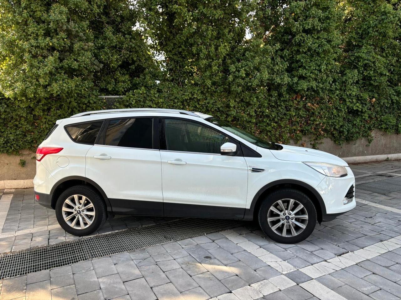 Ford Kuga 2.0 TDCI 150 CV S&S 4WD Powershift Vignale