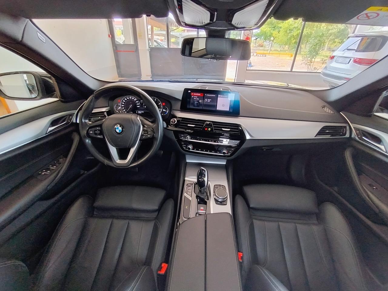 BMW 530d Touring 249cv CAMERA SEDILI SPORT TELAIO ADATTIVO