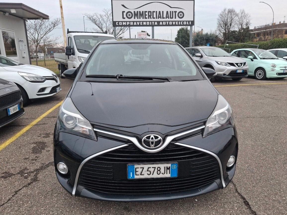Toyota Yaris 1.0 5 porte Lounge