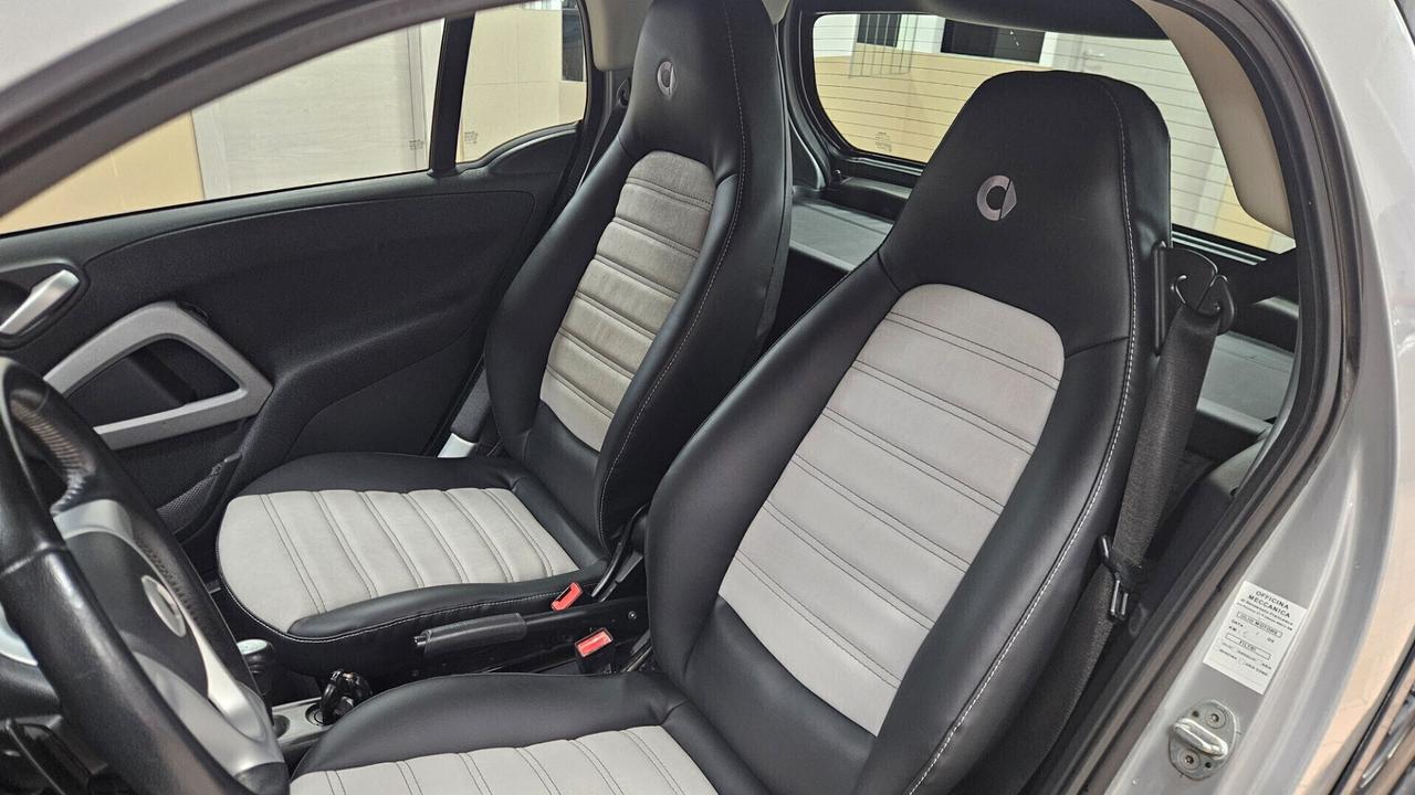 Smart ForTwo 800 33 kW coupé passion cdi