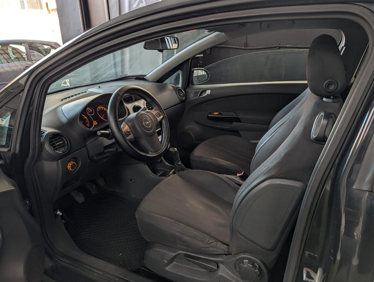 Opel Corsa 1.2 Sport GARANZIA 12 MESI