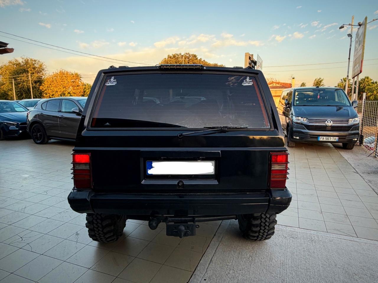 Jeep Cherokee 2.1 TD 3 porte Command-Trac (EU)