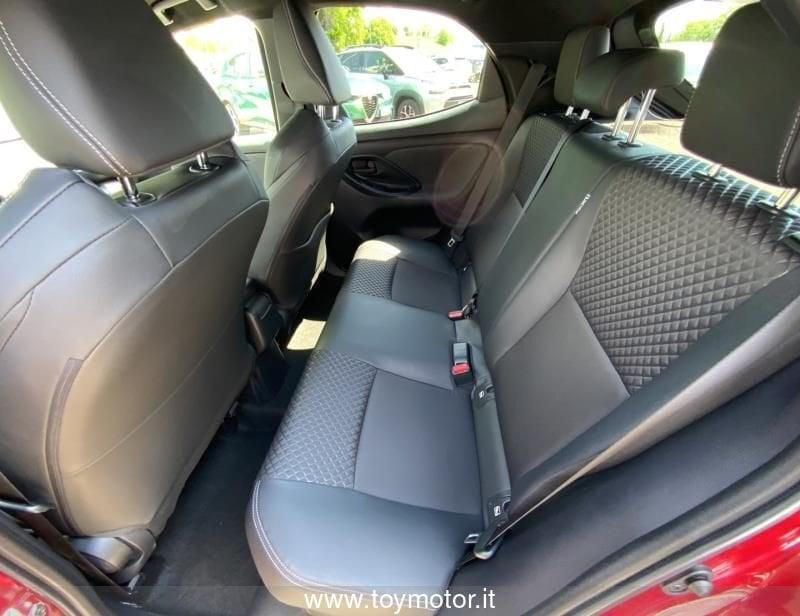 Toyota Yaris 4ª serie 1.5 Hybrid 5 porte Style