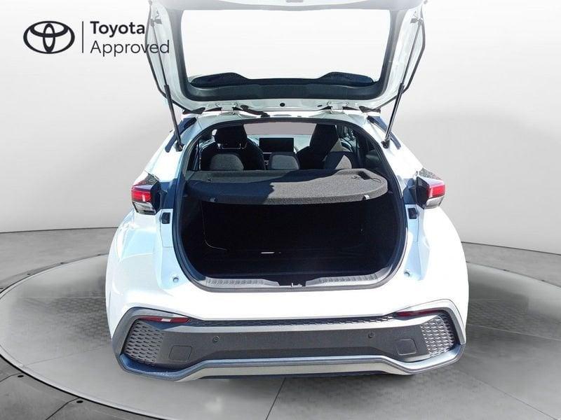 Toyota C-HR (2023-->) 2.0 HV Trend