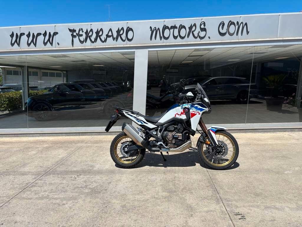 Honda CRF1100L Africa Twin 2026 / KM 7.500 Tuo a solo 164 Euro al mese