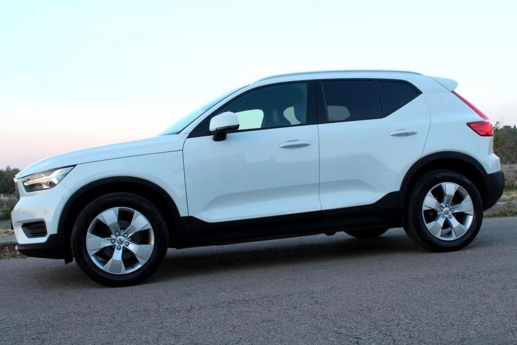 VOLVO XC40 D3 Geartronic 150 CV *FULL LED