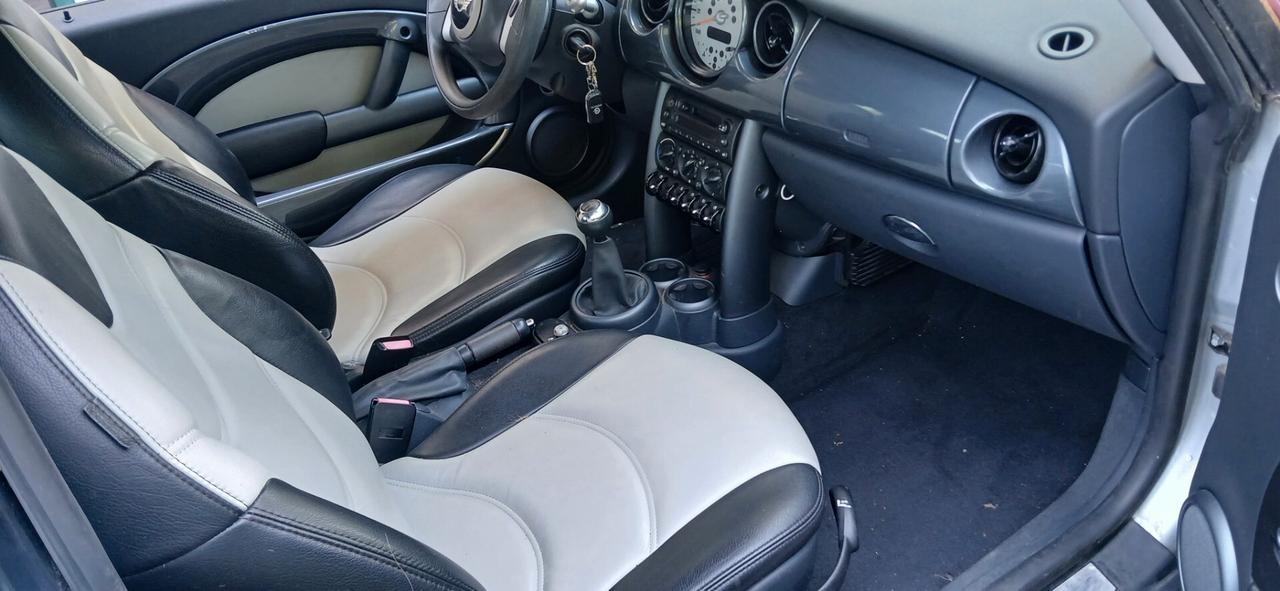 Mini One benzina pochi km neopatentati