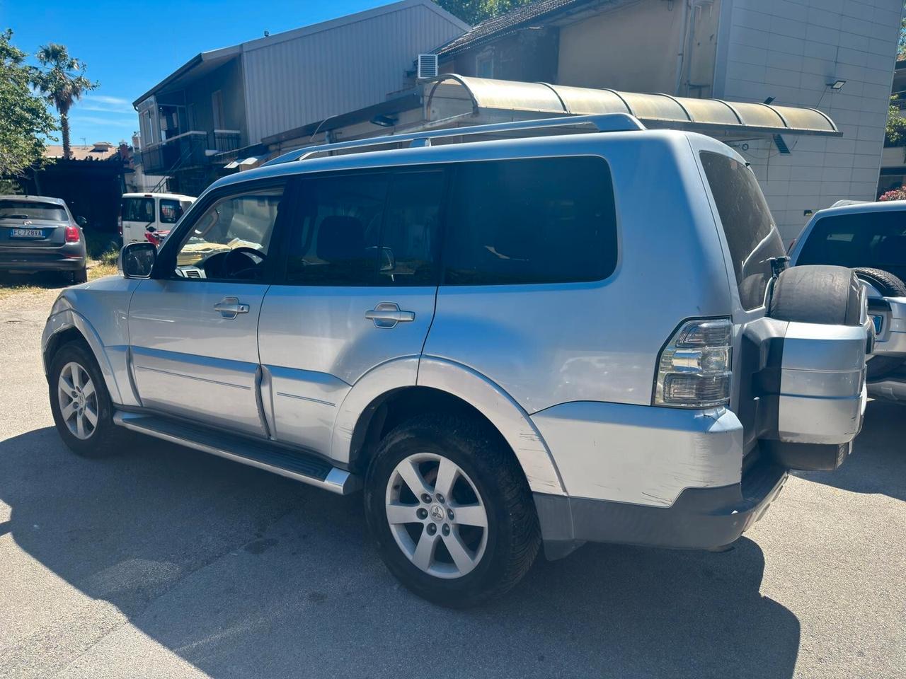 Mitsubishi Pajero 3.2 DI-D 16V aut. 5p. Instyle DPF