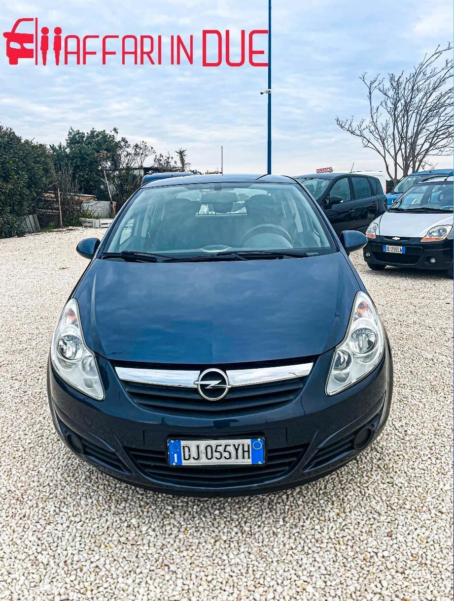 Opel Corsa 1.2 5 porte Cosmo