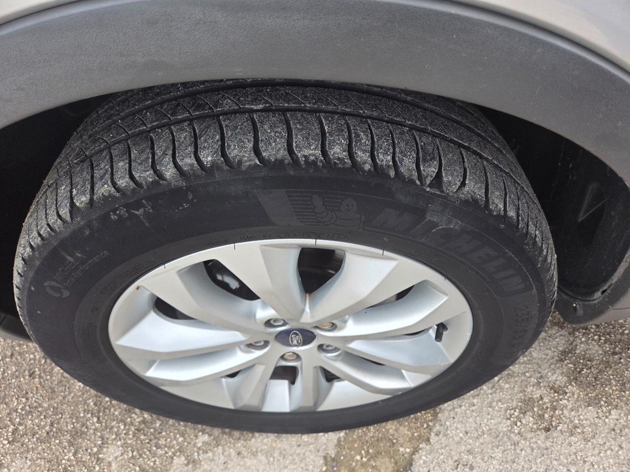 FORD KUGA 2.0 TDCI 140 CV NAVIGATORE SENSORI