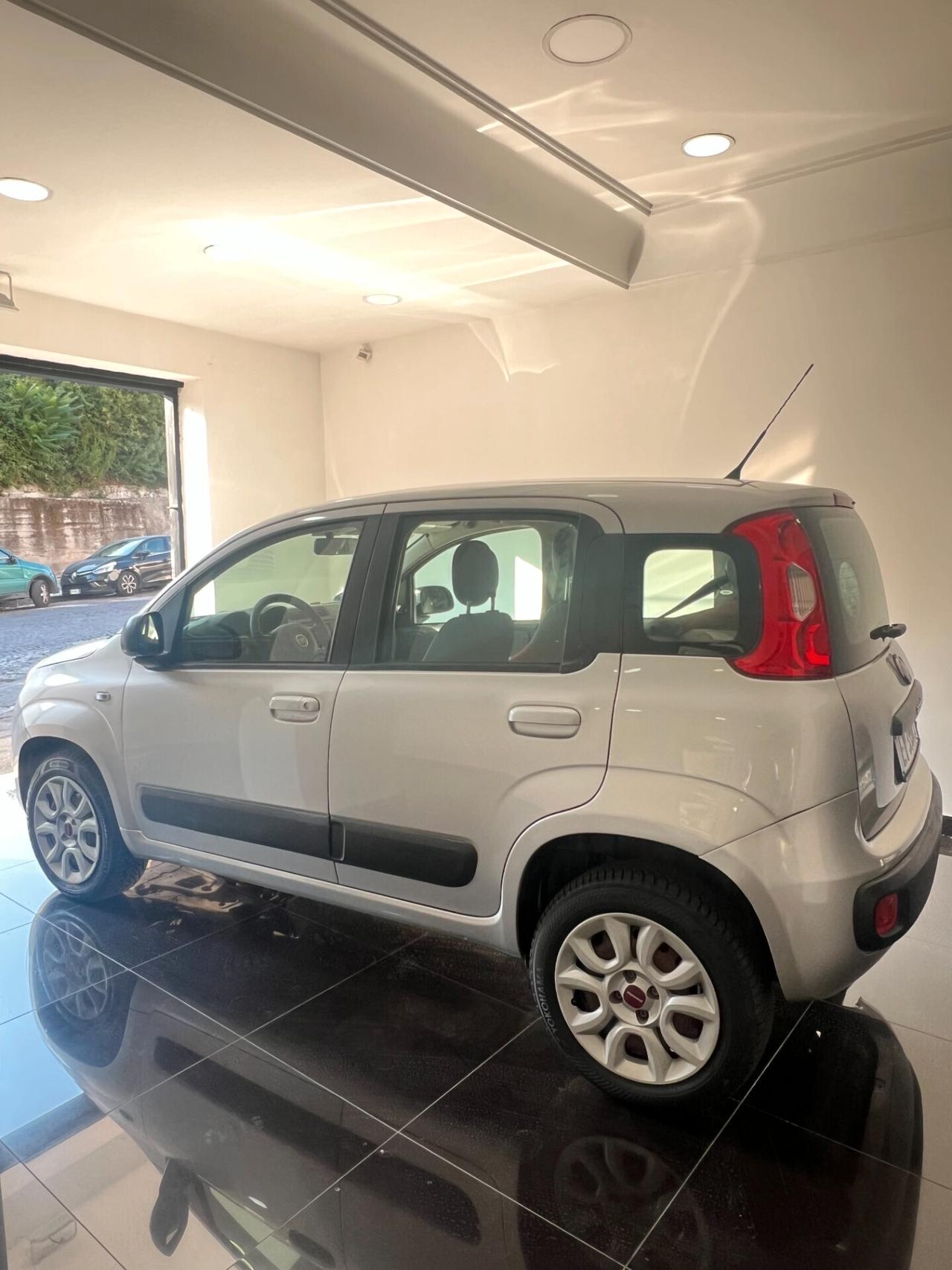 Fiat Panda 0.9 TwinAir Turbo Natural Power Lounge