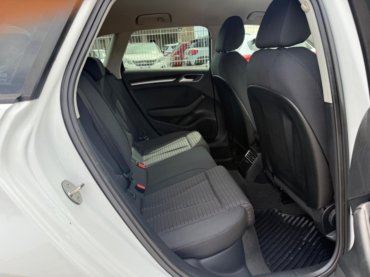 Audi A3 1.6 TDI ultra Attraction