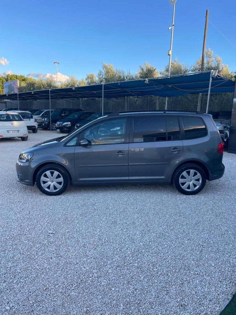 VOLKSWAGEN - Touran - 1.6 TDI DPF Trendline 7 POSTI