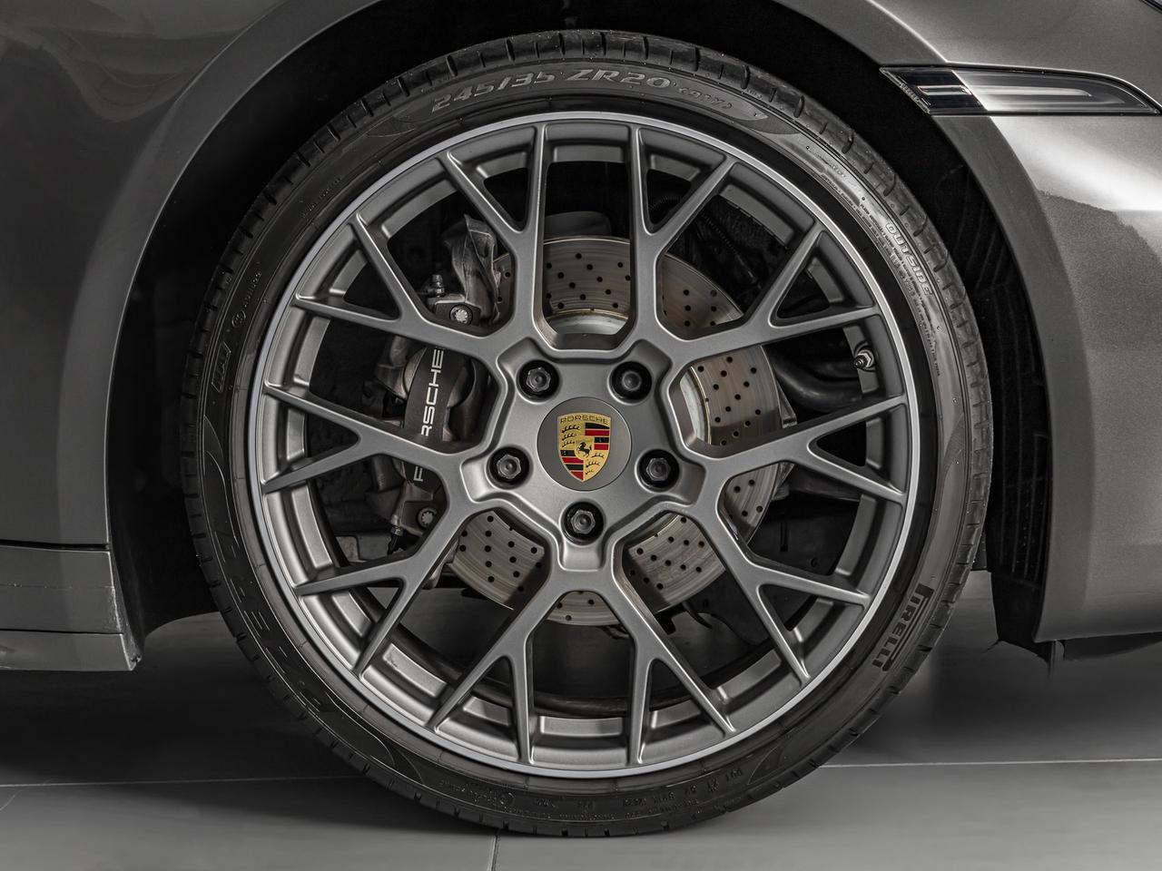 Porsche 911 coupe 3.0 carrera 4 auto