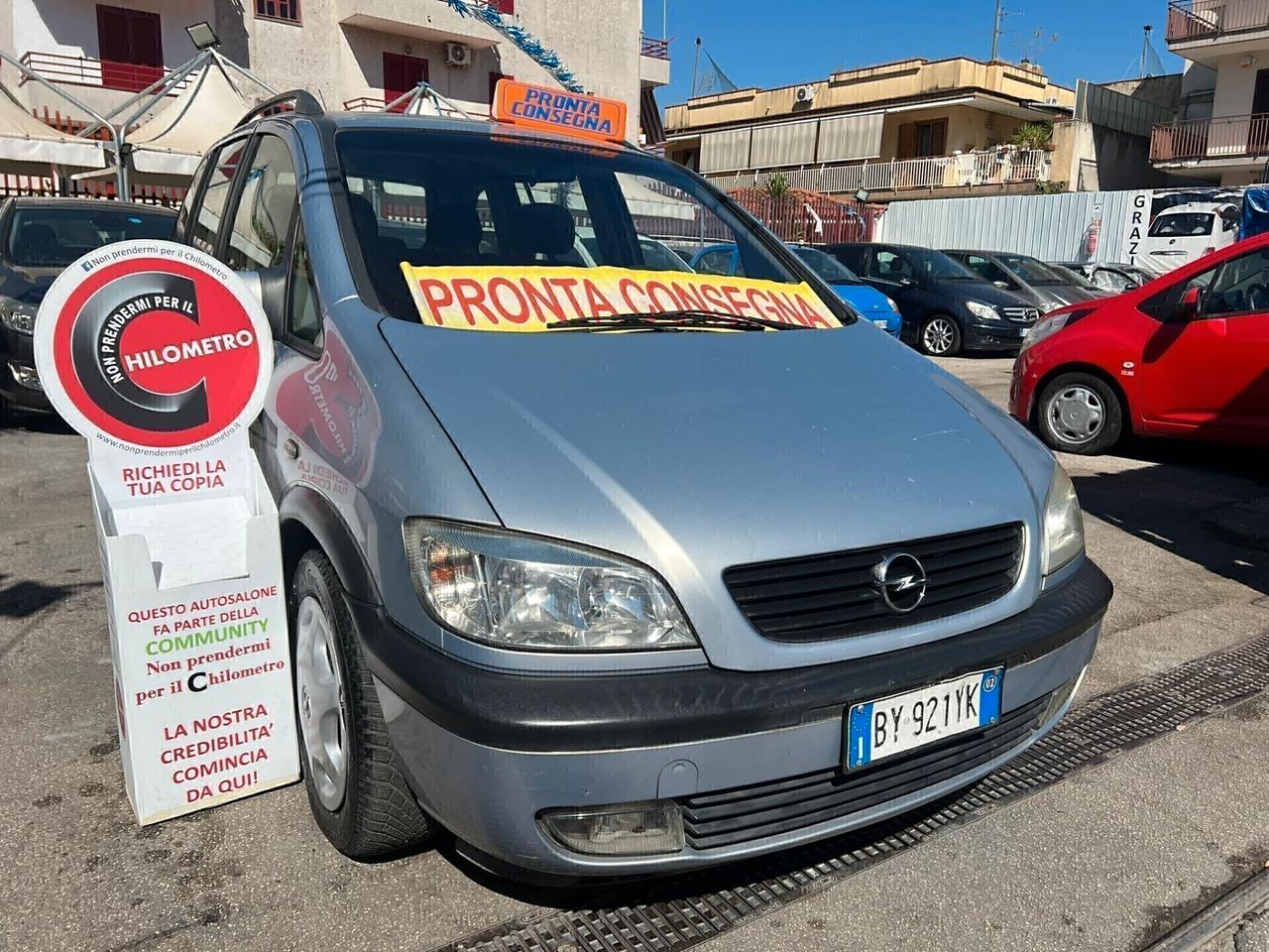 Opel Zafira 1.6 benzina Anno 2003 con 137.000 km