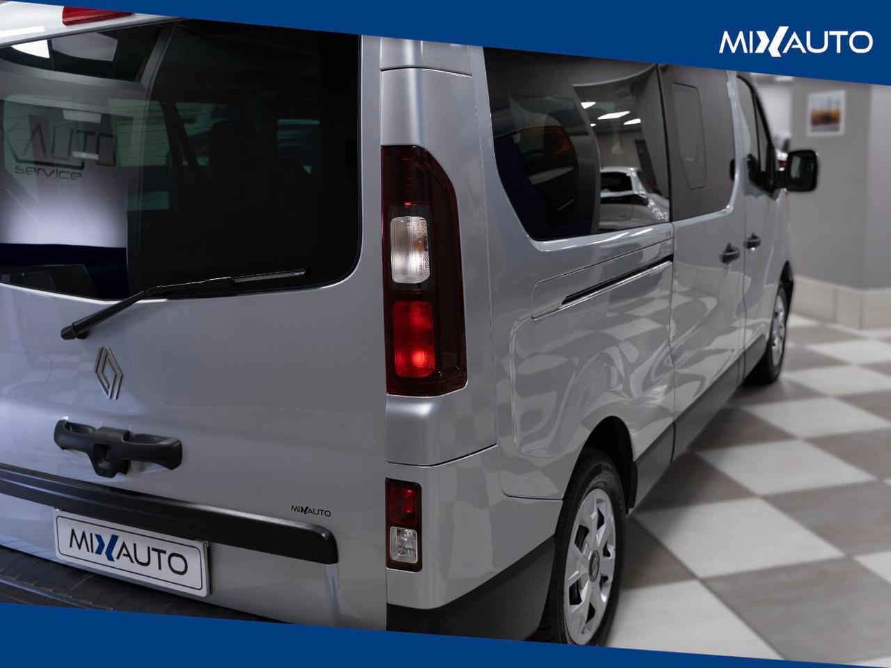 RENAULT Trafic Passenger 2.0 Blue DCI 150CV L2 Authentic