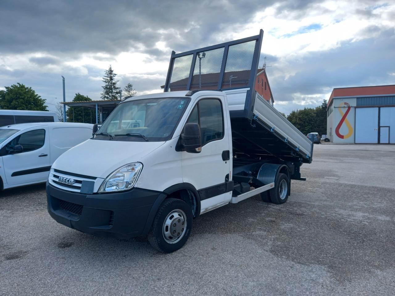 IVECO 35C12 - Cassone Ribaltabile Trilaterale "Nuovo di Fabbrica" (C5)