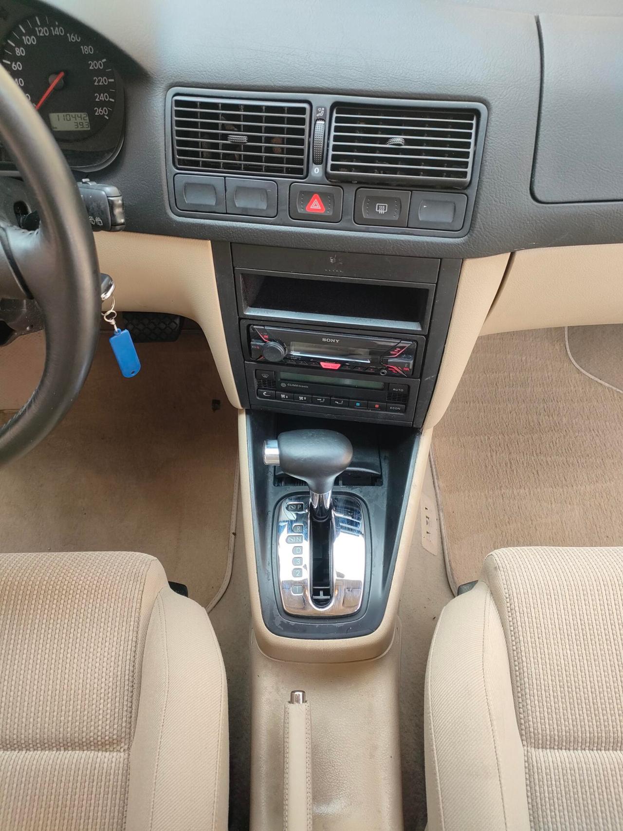 Volkswagen Golf 1.6 cat 5p. aut. Highline
